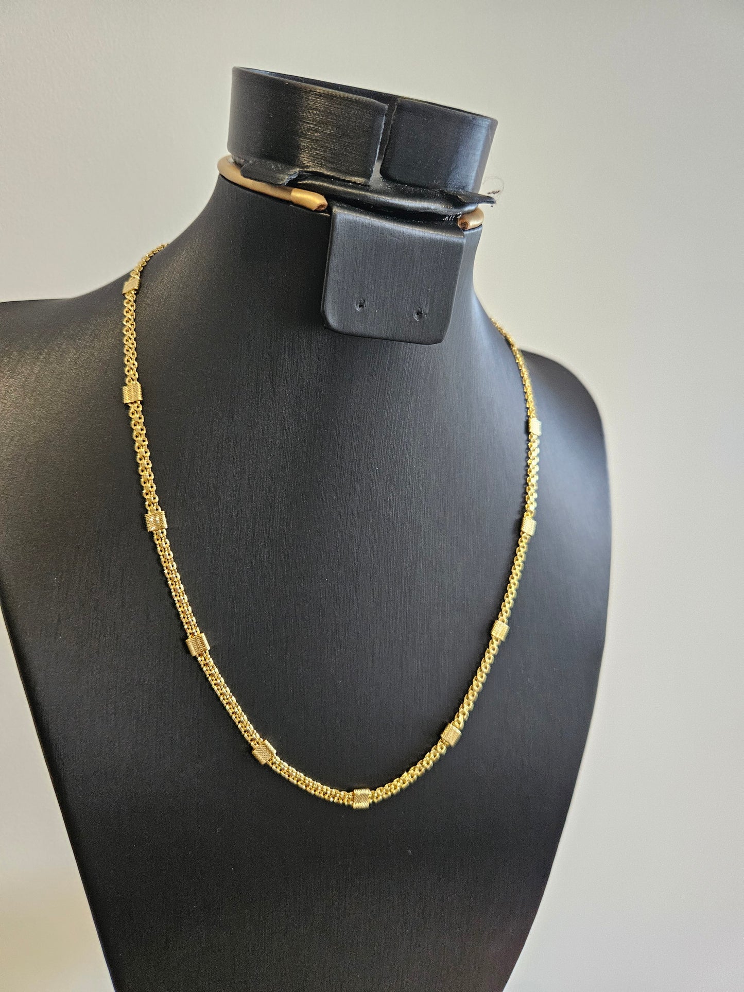 18K Gold-Plated Multi-Layer Beaded Necklace for Women – Tarnish-Free, Hypoallergenic, Elegant Gift by Larebeau Jewellery