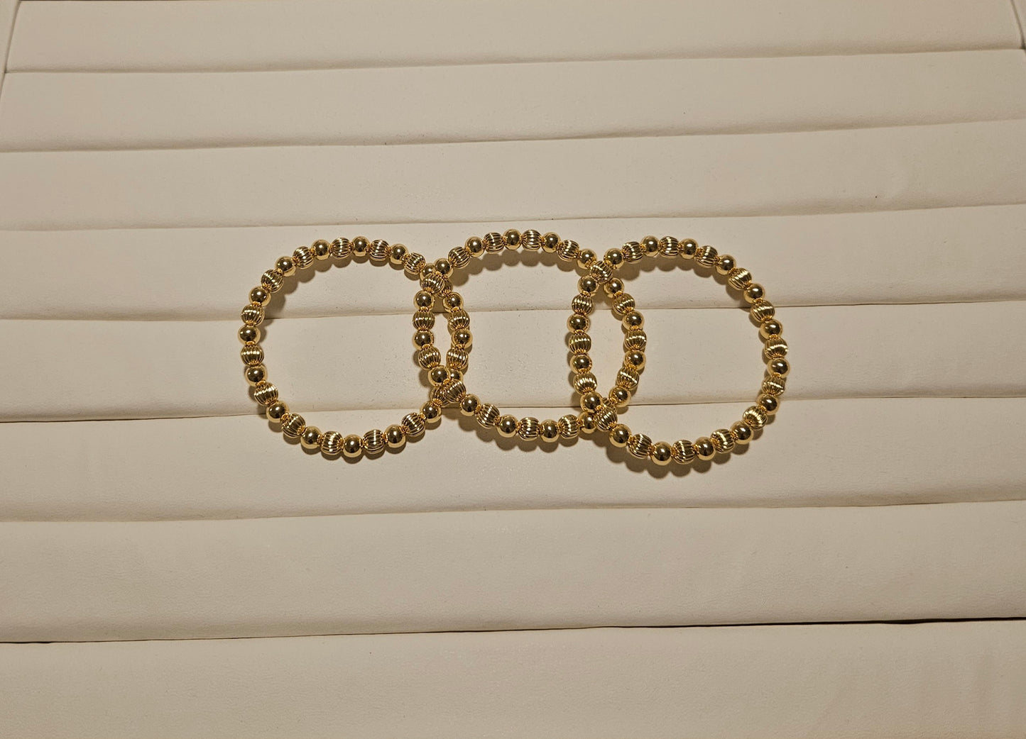 Gold Ball Bracelet Set – Timeless Stackable Elegance