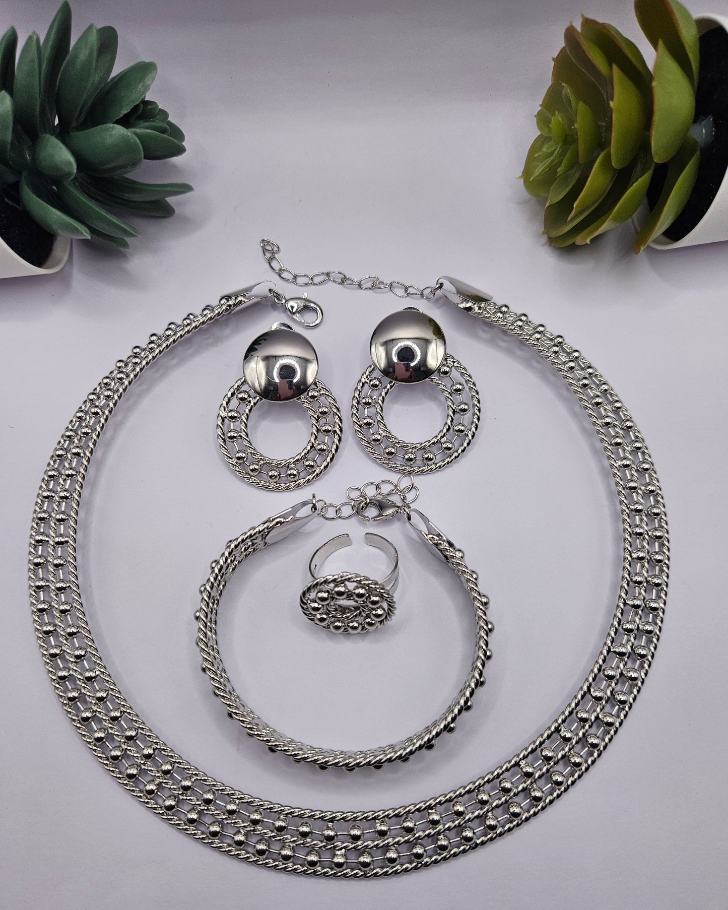 18k Gold-Plated Luxury Geometric Beaded Jewellery Set – Necklace, Bracelet, Earrings & Ring (Gold/Silver F