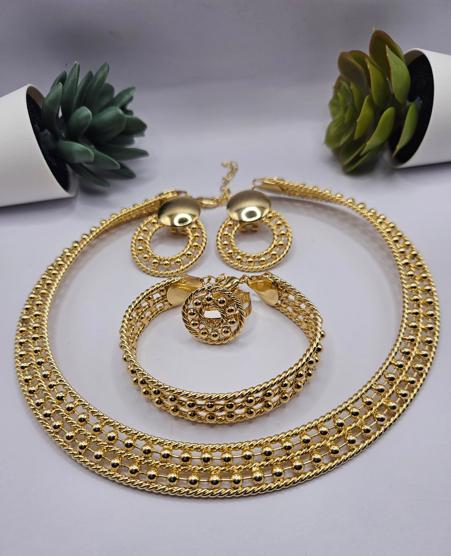 18k Gold-Plated Luxury Geometric Beaded Jewellery Set – Necklace, Bracelet, Earrings & Ring (Gold/Silver F