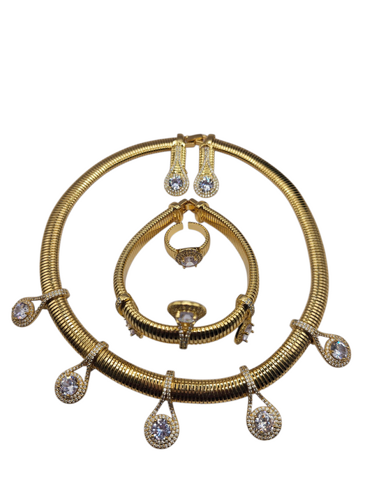 Luxury Teardrop Crystal Party Set – Necklace, Bracelet, Earrings & Ring (Gold/Silver Finish)