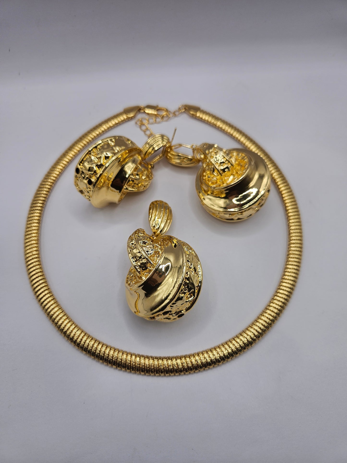 Gold-Plated Statement Necklace & Earrings Set – Luxe Spiral Sphere Design